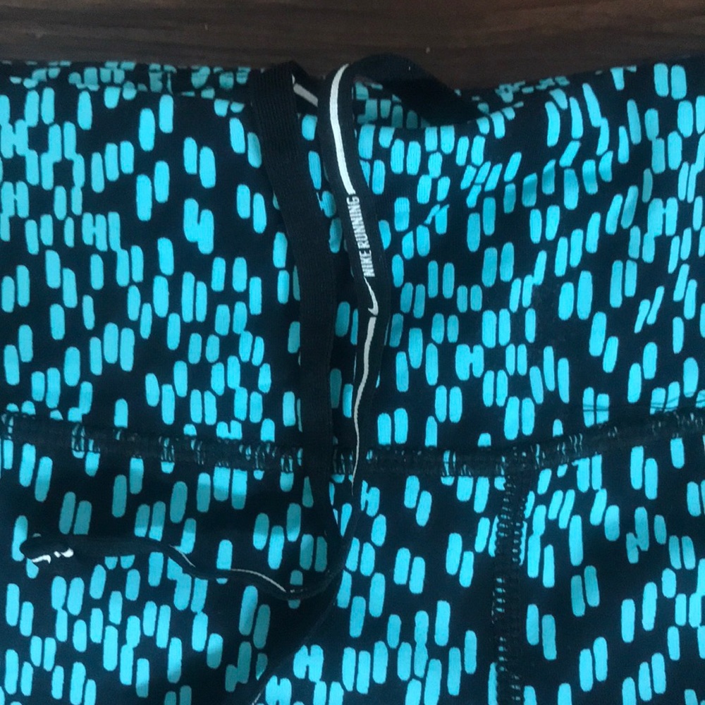 Nike Dri-fit leggings - Picture 3 of 6